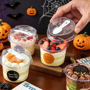 Party Round Pudding Cup with Lid and Spoon, Transparent Mousse Cake Box, Ideal for Pudding, Yogurt, Candy, Wedding Season Novelty Gift Box