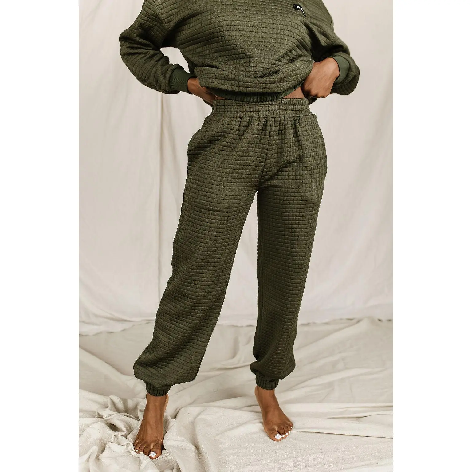 Ampersand Avenue Quilted Joggers - Olive