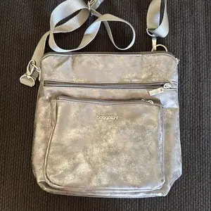 Bagallini crossbody