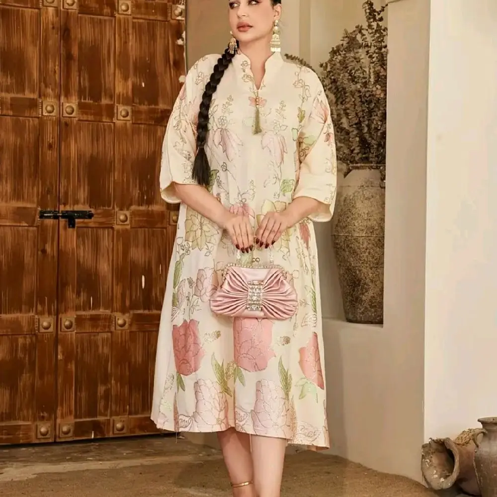 Elegant Viscose Abaya for Women - Floral Embroidery, 3/4 Sleeve, Loose Fit, Mid-Length, Traditional Middle Eastern Dress islamic dress