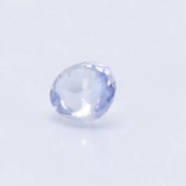 0ct Light Blue Sapphire VVS Oval Shape (6x4.5x3.2 mm) Unheated gemstone from Sri Lanka