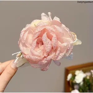Rose Hair Claw and Clip Set - Cool-Tone Floral Shark Clips for Elegant Hairstyles