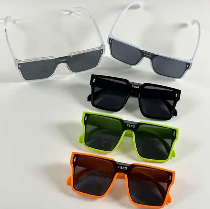 Designer Sunglasses Oversized Frame for Beach / Influencer / Modeling Adult Size green square