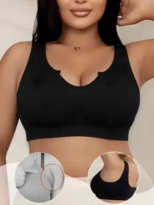 Plus-size women’s sports tank top with a comfortable seamless U neckline, non-adjustable wide shoulder straps; plus-size bra/sports bra for outdoor activities—breathable and comfortable.