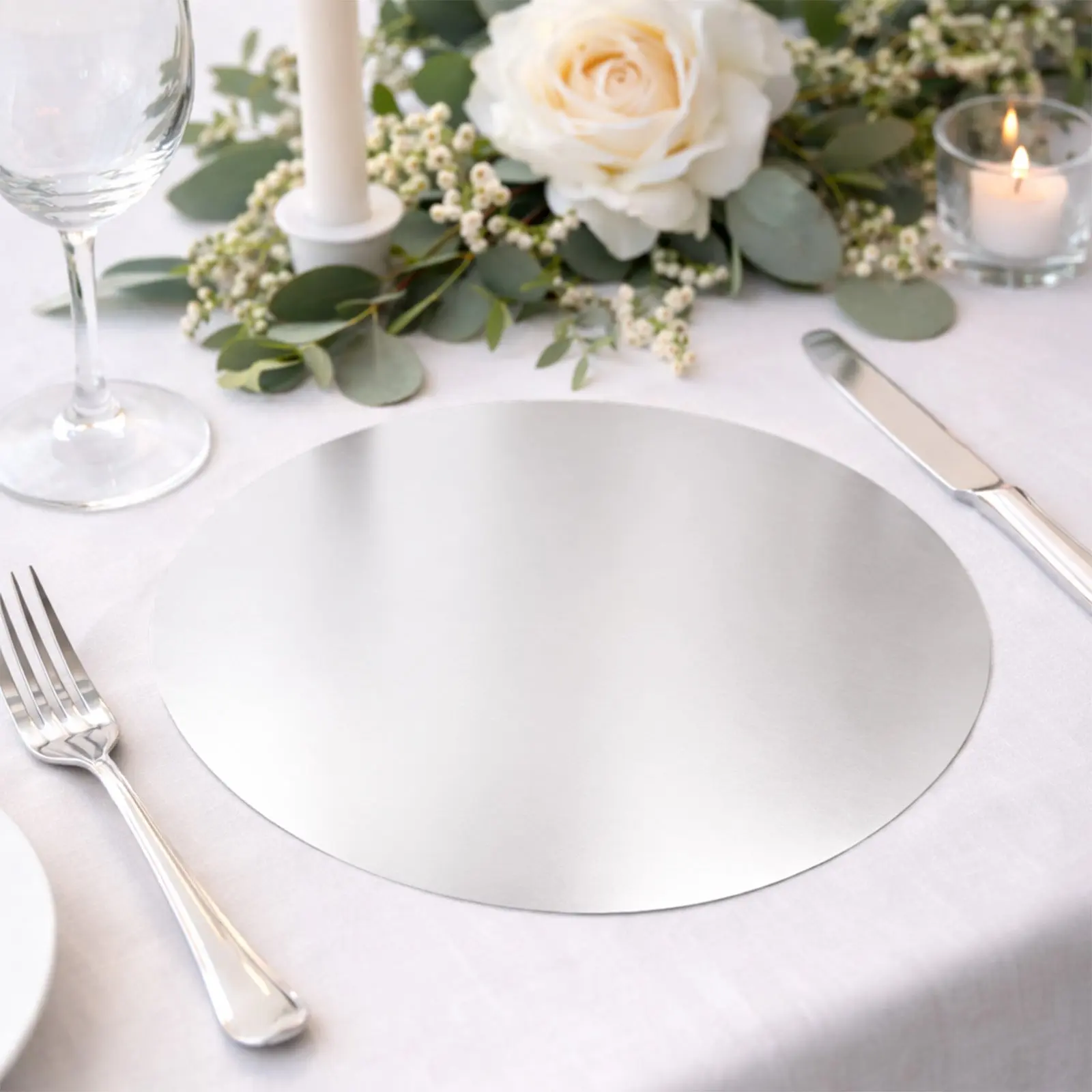 50-Pack Disposable Silver Round Table Placemats - 13 in 128 GSM Cardboard Charger Plates, Kitchenware Tableware for Elegant Table Settings at Home Dinners, Bbqs, Banquets, Birthdays, 13 Inches