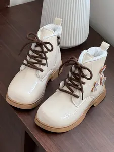 Kids Outdoor Hiking Boots, Non-Slip Walking Shoes for Boys & Girls, Durable Footwear, Perfect for Camping & Adventure