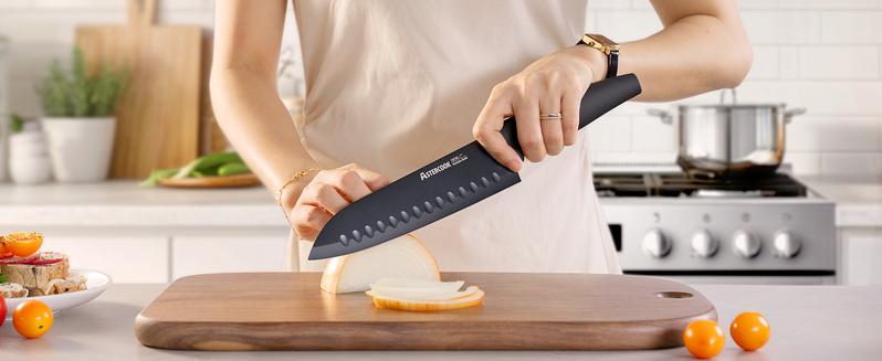 Astercook Kitchen Knife Set with Block, 17 PCS High Carbon Stainless Steel Sharp Serrated Steak Knives Set, Chef Knives, Bread Knife, knives  set