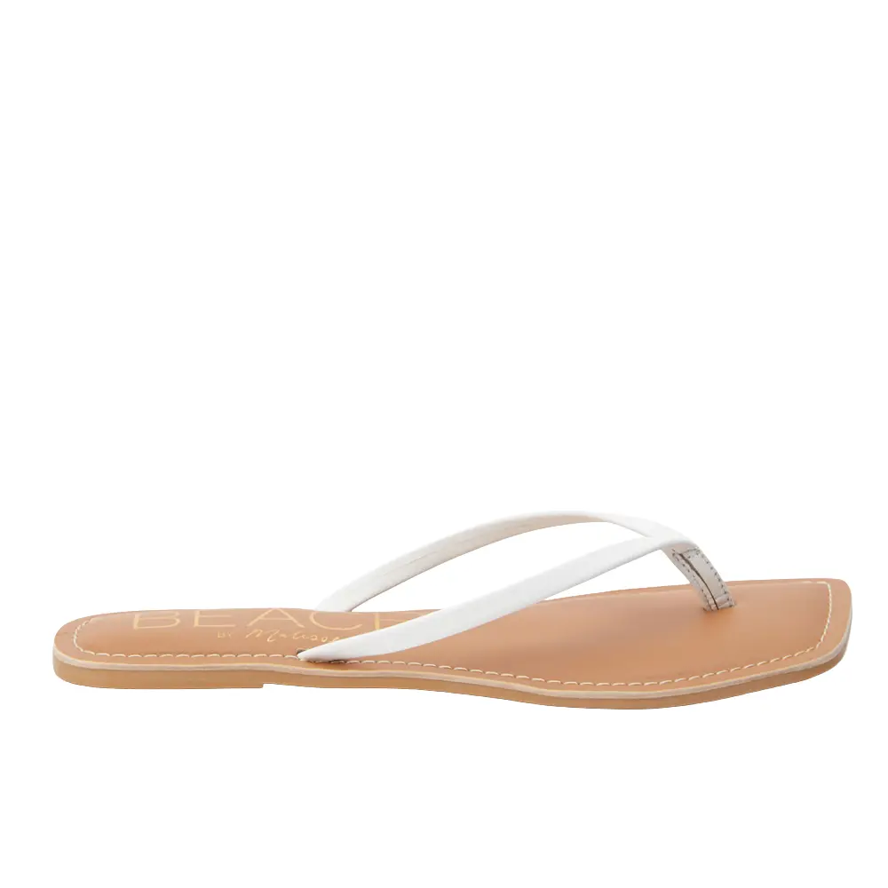 BEACH by Matisse Womens Bungalow Flip Flops Casual Sandals Casual - White