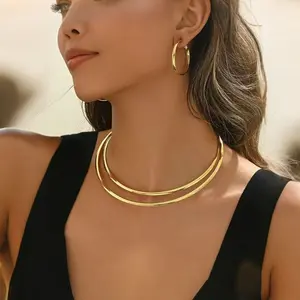 Unisex 2-Piece Ins Style Golden Double-Layer Choker Necklace & Hoop Drop Earrings Set, Geometric Statement Costume Jewelry for Daily & Party Wear