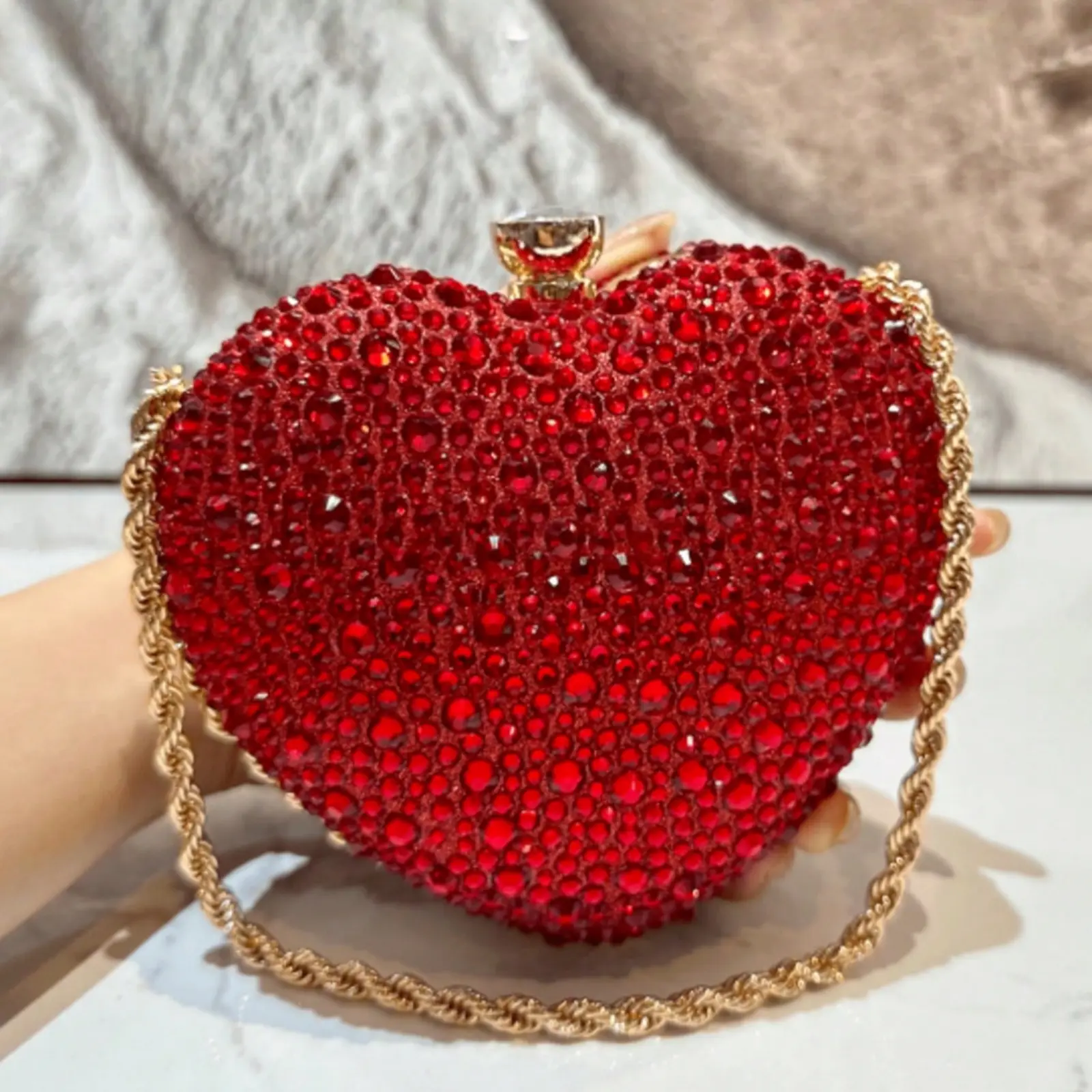 Glamorous Sparkling Red Rhinestone Heart Shaped Clutch Bag, Cute Mini Glitter Crossbodybag Asymmetrical Handbag, Suitable For Evening Party, Wedding, Banquet, Celebration Events, Great Gift For Women, Valentine's Day