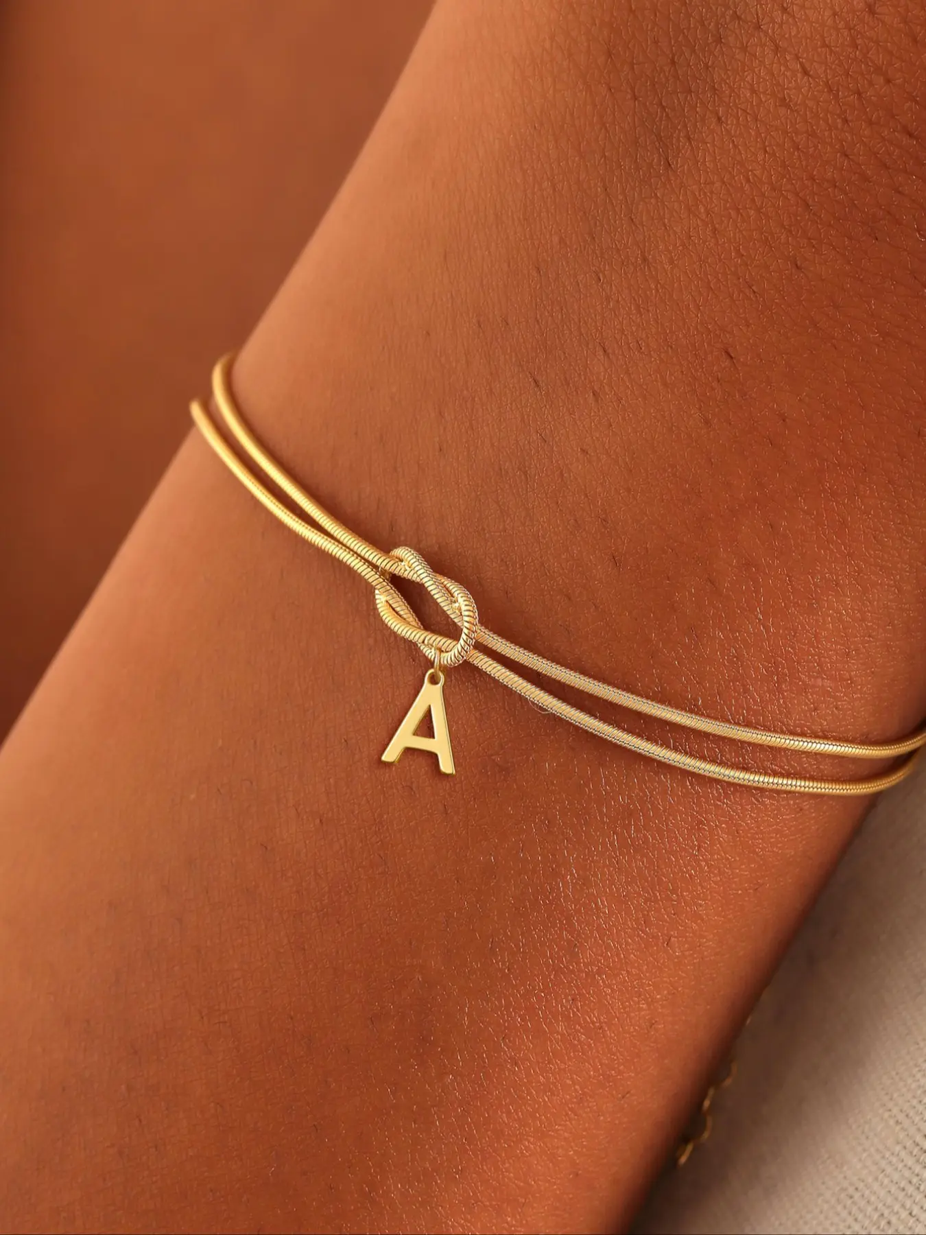 Elegant Heart Knot Letter Link Bracelet, Customizable Letters Az, Personalized Jewelry, Perfect Gift for Women, Daily Wear Jewelry, Initial Bracelet, Love Knot Bracelet