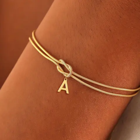 Elegant Heart Knot Letter Link Bracelet, Customizable Letters Az, Personalized Jewelry, Perfect Gift for Women, Daily Wear Jewelry, Initial Bracelet, Love Knot Bracelet