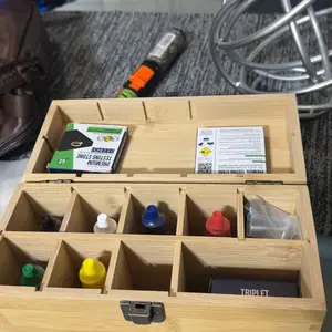 Product Review of Gold, Silver, & Platinum Testing Kit 10K-24K Acids Magnifier Cloth & Bamboo Storage Box JSP & GTE from E**🤼