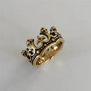 Classic Retro Crown King Ring Men Fashion Punk Simple Silvery Ring for Men Women's Party Charm Accessories