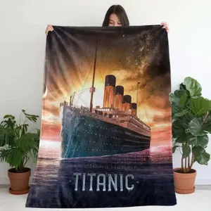 Titanic themed printed flannel blanket - universal for all seasons, suitable for sofa, bedroom, office, ideal gift