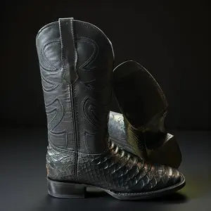 Men’s Black Python Print Leather Boots. Blue Scales Square Toe Snake Skin Print Boots. Bota Vaquero De Piel Vibora Pitón Negro.