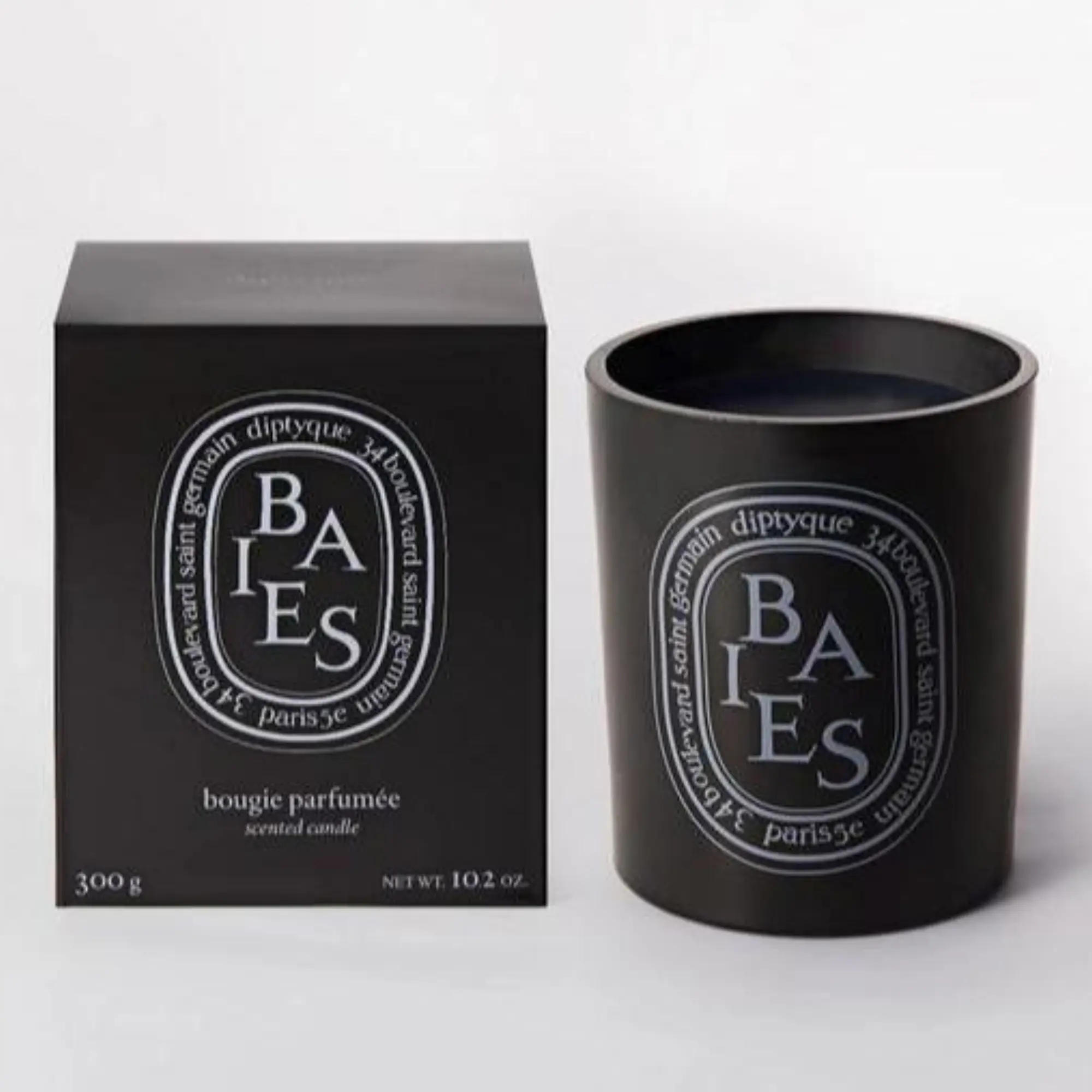 Diptyque Black Baies Floral Scented Candle 10.2 oz Luxury Black Glass, Elegant Flower Aroma, 75-Hour Burn, Perfect for Home Decoration
