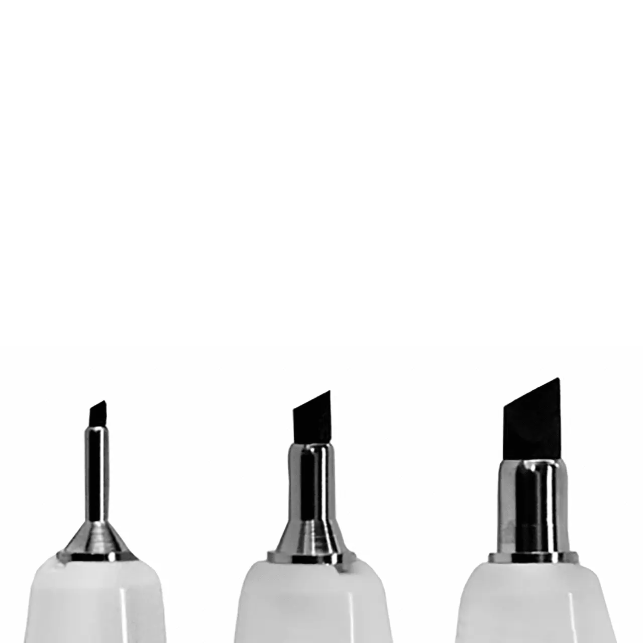 Zig Calligraphy Pen Oblique Tip, Set of 3 Black Zig Calligraphy Pen Oblique Tip, Set of 3 Black