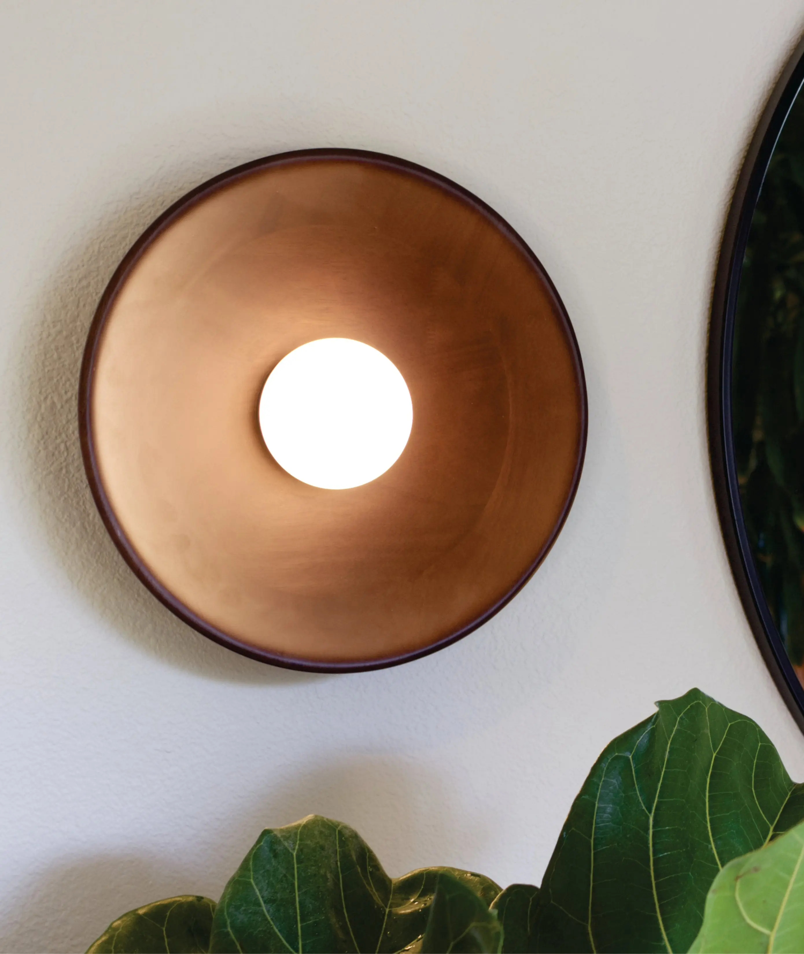 Arbor Wireless Wall Sconce - Warm LED Glow 3000K 400 Lumens Cordless 10000mAh Battery Magnetic Globe Easy Install 2-in-1 Table Lamp