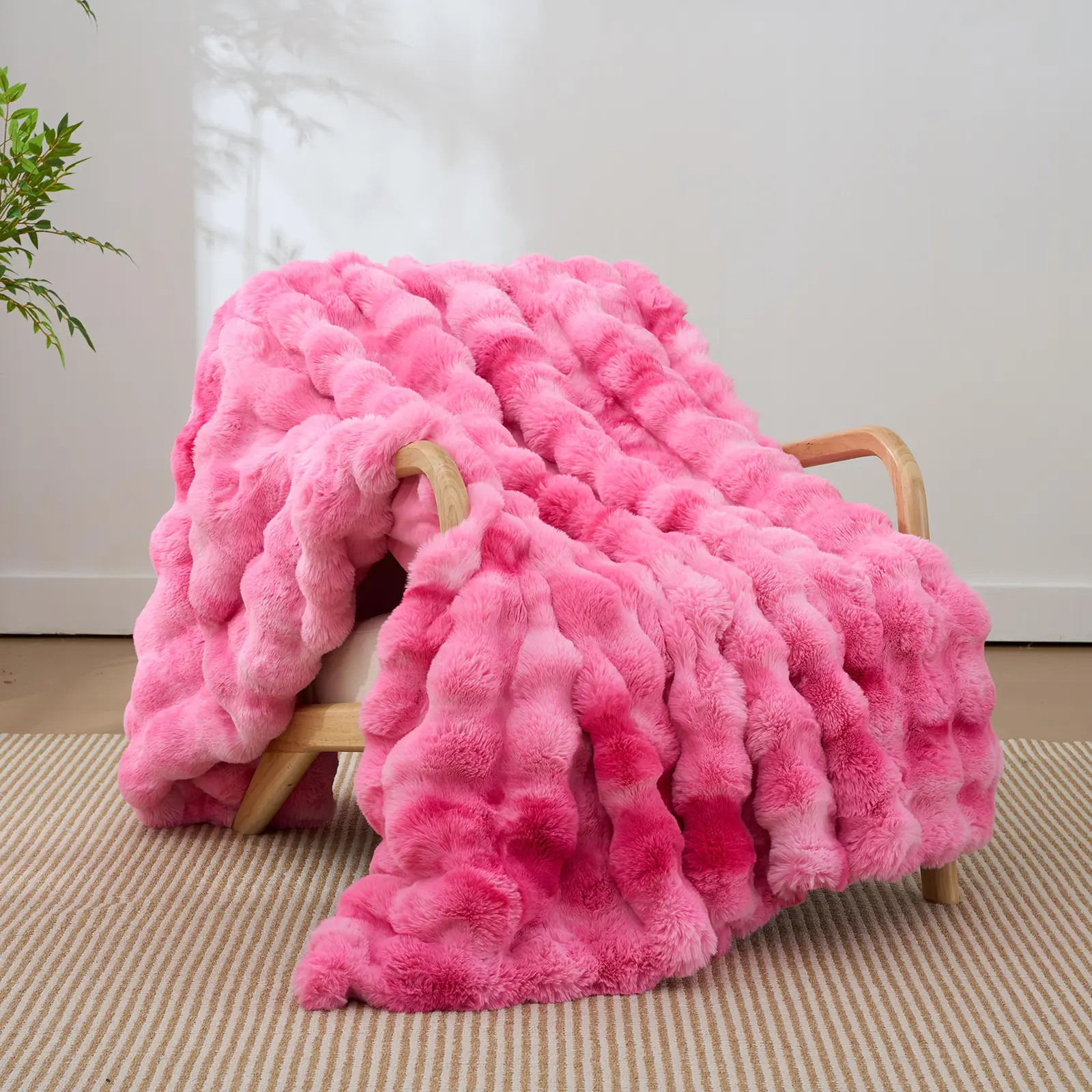 BEDELITE 700GSM Thick Faux Fur Plush Throw Blanket - Soft Warm Throw, Stylish Blanket, Chunky 3D Striped High-End Black Aesthetic, Boujee Home Accessories, Fall Winter Use, Ideal Home Goods & Adult Gifts,familyfun