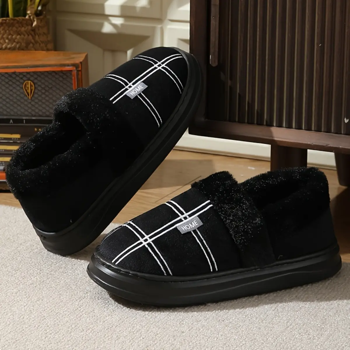 New Plus Size Men's Cotton Slippers Winter Warm Plush Slippers Home Thick Sole Slides Non-Slip Comfortable Male Warm Shoes