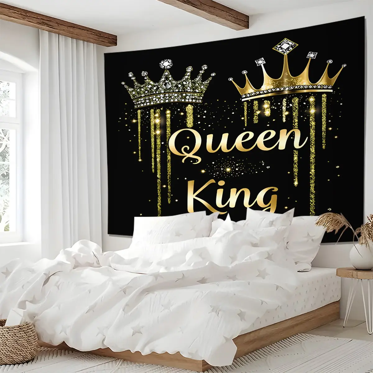 Royal Queen King Crown Tapestry, Bling Black Gold Wall Hanging Tapestries, Romantic Lightweight Tapestrys for Couples Bedroom & Dorm, Luxury Royalcore Wall Art Backdrop, Soft Fabric Home Decoration for Love & Royal Style