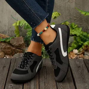 Women's Trendy Casual Sneakers Retro Design Non-Slip Lightweight Shoes for Streetwear & Leisure Fashion Women's Color Block Sneakers Comfortable Lace-Up Low-Top Shoes for Everyday Matching