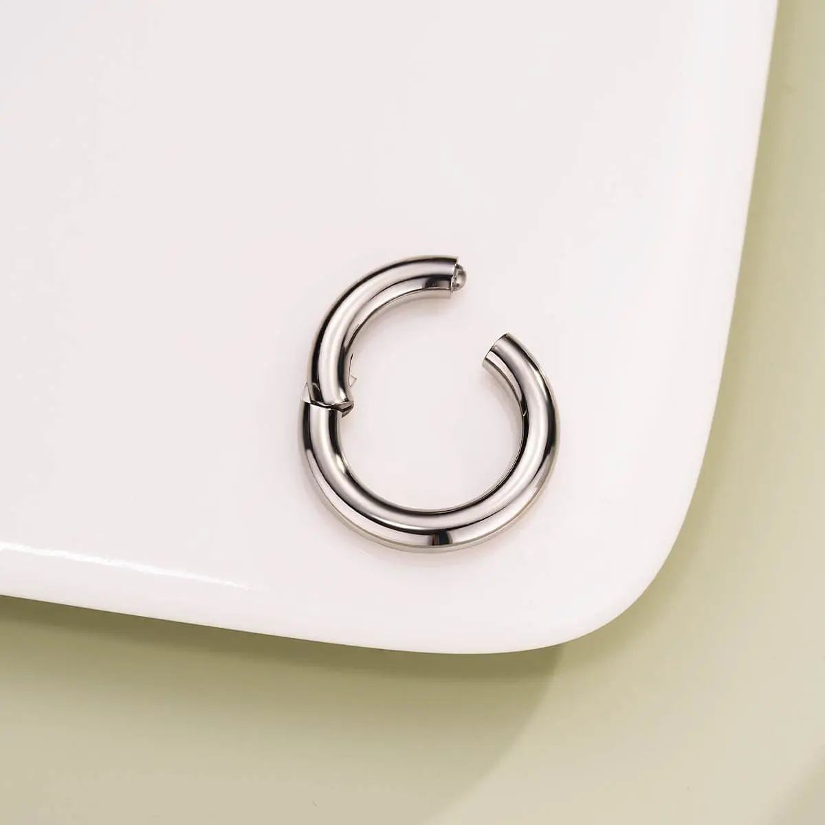 Oufer 10G Septum Ring Implant Grade Titanium Hinged Segment Hoop Nose Hoop Daily