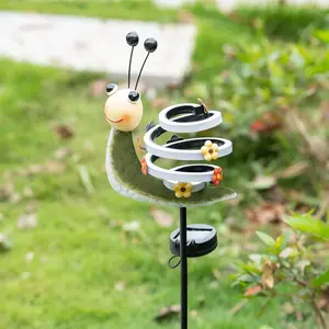 Snail Decorations, Solar Pathway Light , Solar Garden Lights Outdoor , Waterproof Metal Stake Snail Lights, Decorative for Lawn, Patio, Yard,Backyard