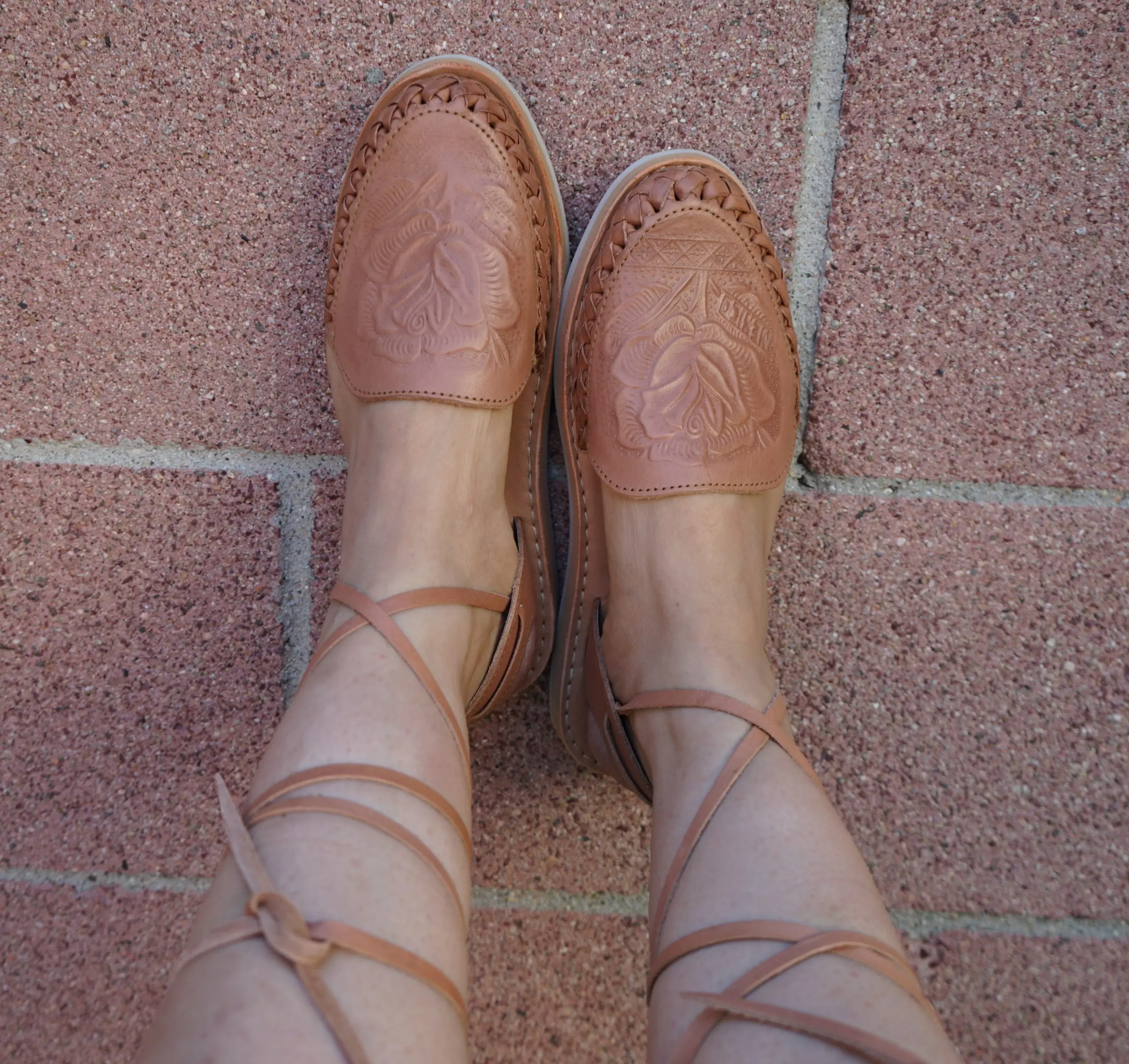 Lace Up Huaraches Tan