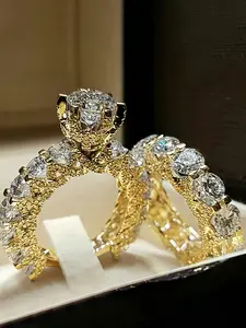 Luxury High-End Synthetic Zircon Engagement Rings Set of 2, Elegant Wedding Bands, Perfect Gift for Her, Durable and Stylish Jewelry