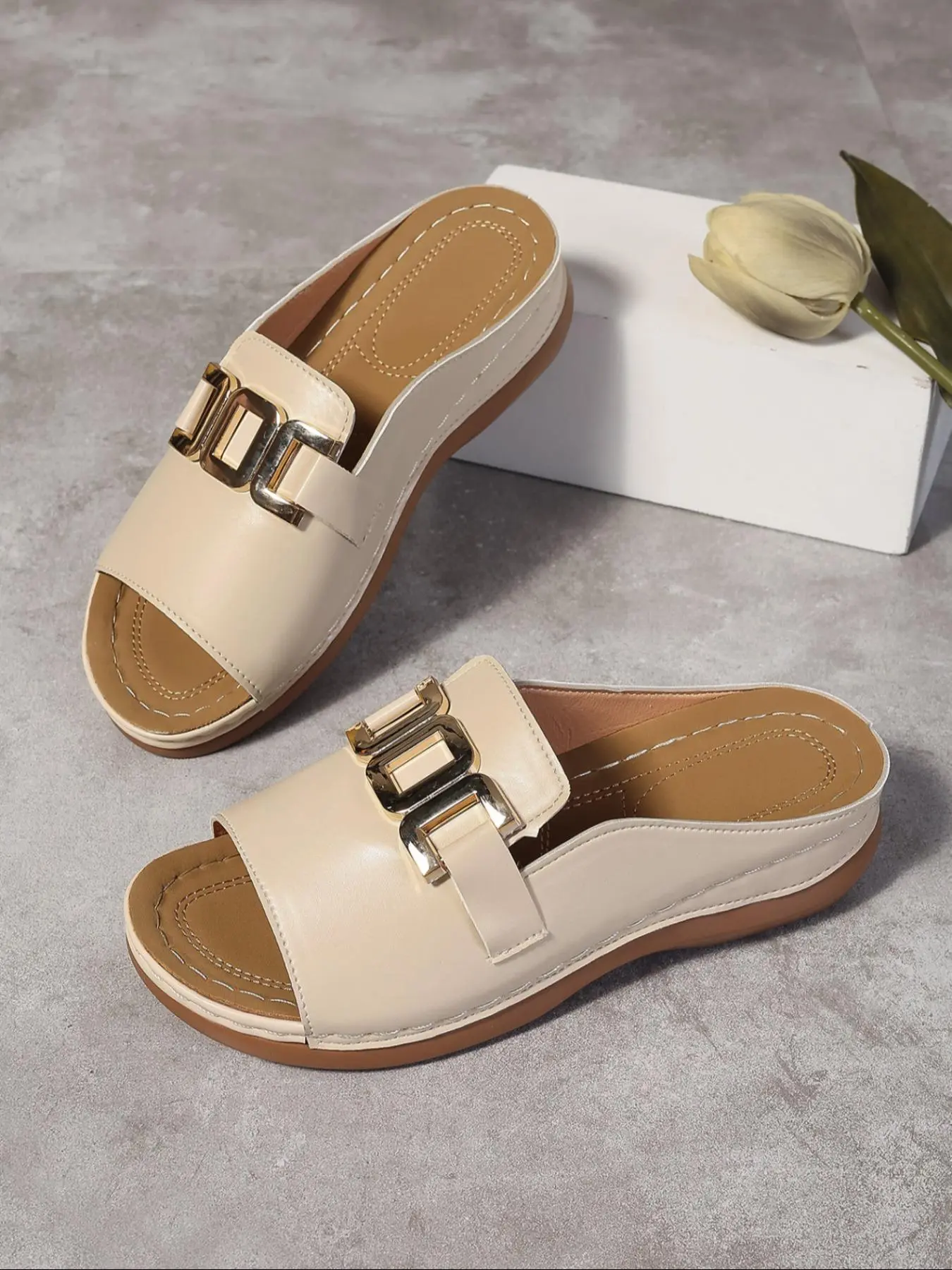 Women's Fashionable Double Chain Embellished Platform Sandals, Casual Comfortable Low Wedges Sandals for Summer, Lightweight Breathable Shoes for Daily Wear, Girl, Casual Slide Sandals