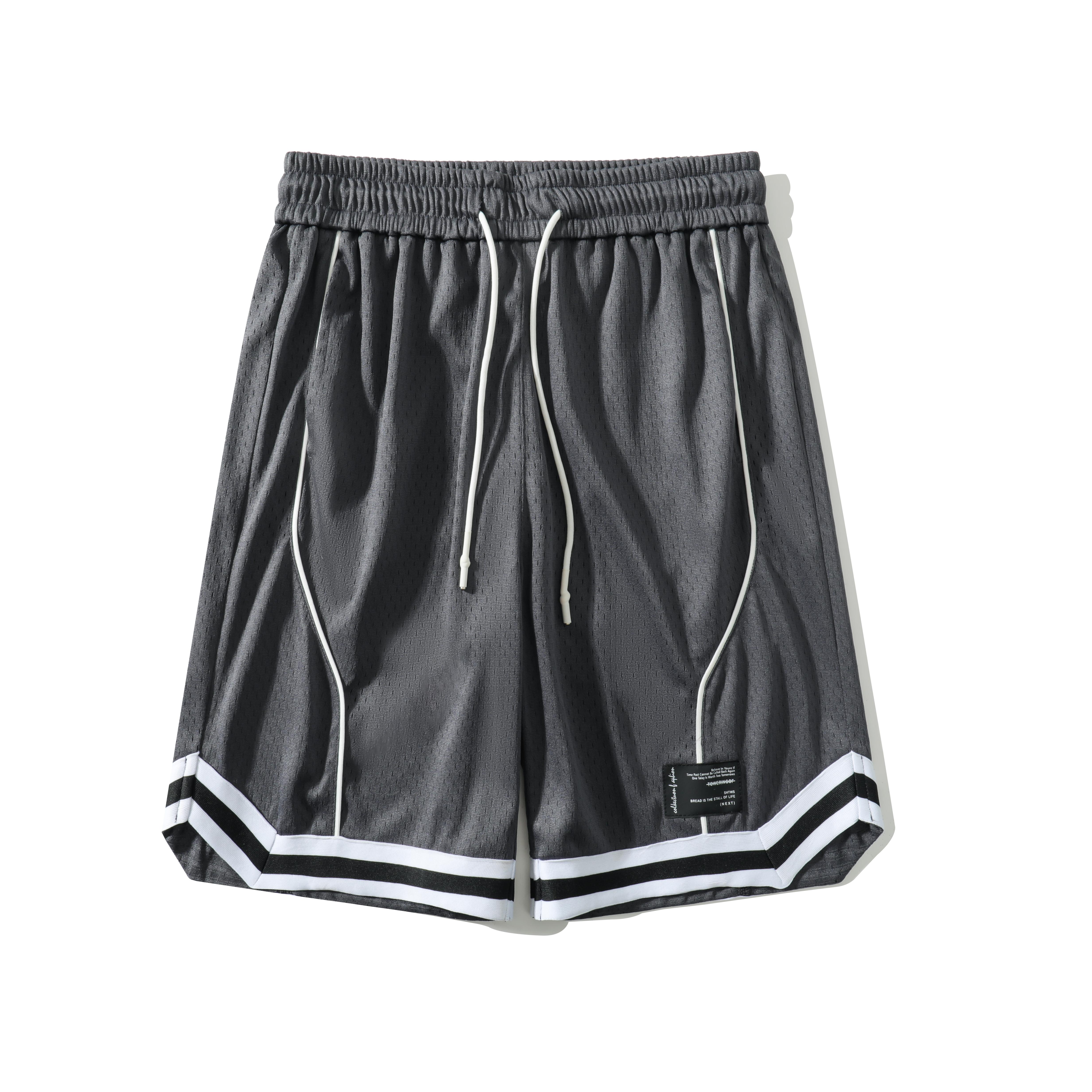Men’s summer American-style mesh basketball shorts with stripes, side slits, casual knee-length shorts