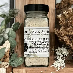 Turmeric and Kojic Acid Foaming Polish