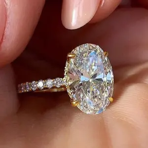 1 Elegant Women's Engagement Ring with Sparkling Oval-Cut Cubic Zirconia - Classic 4-Prong Setting, Ideal for Weddings, Anniversaries & Valentine's Day Gifts Jewelry