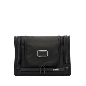 Alpha Hanging Travel Kit Alpha Hanging Travel Kit