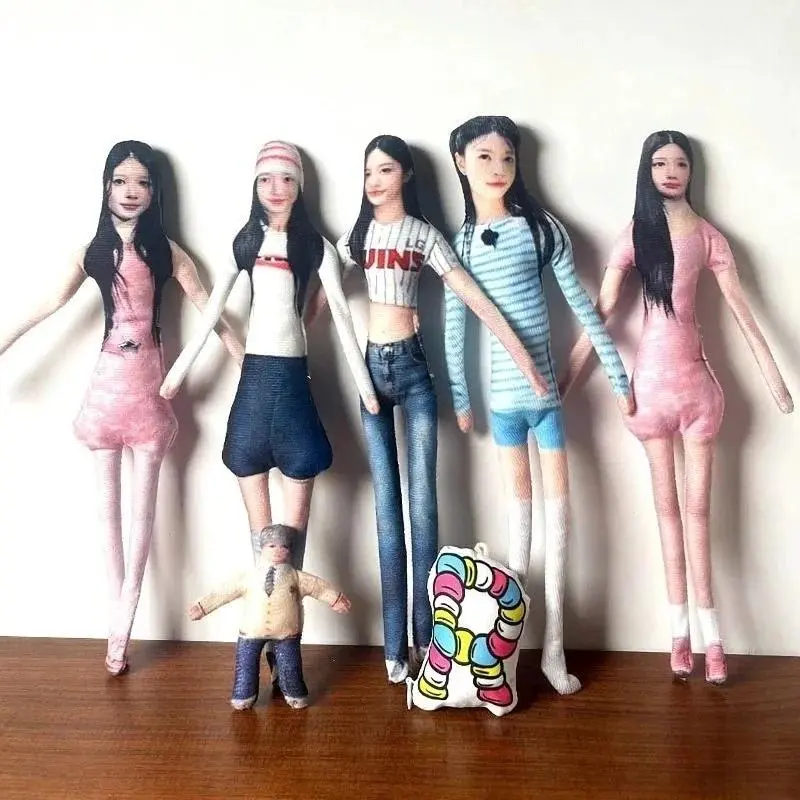 Game ILLIT Yunah Minju Cosplay Plush Dolls Handmade Abstract Wire Skeleton Stuffed Toys Halloween Props Room Decoration Gifts