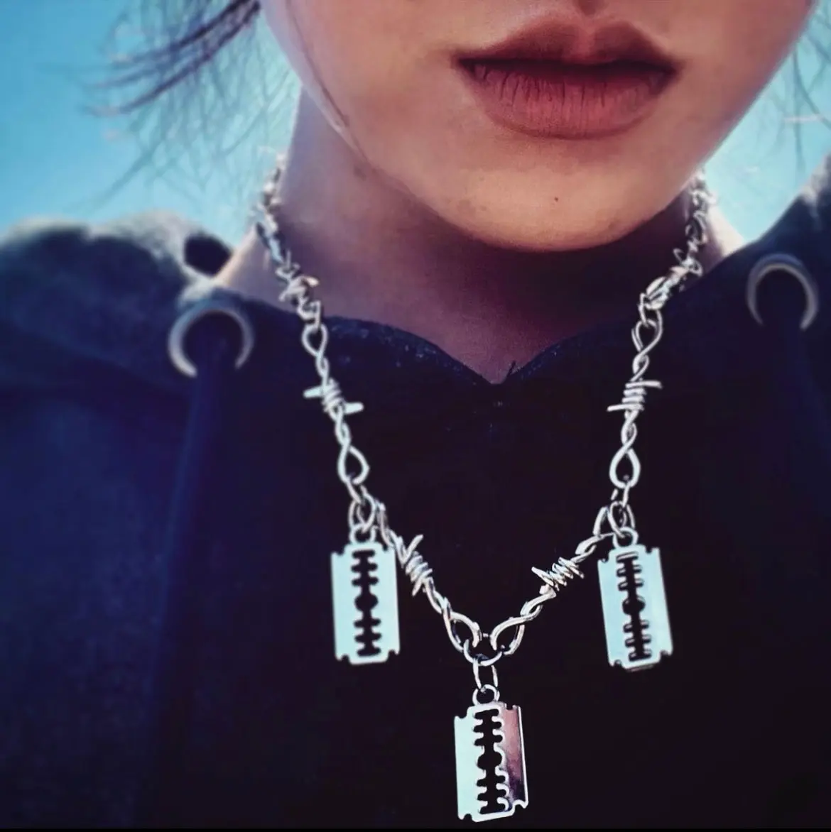 Forbidden Alchemy Razors Silver Necklace 20 Inch with Trigger Clasps Connectors Unisex Durable Premium Zinc Alloy Accessory