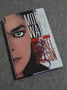 Moonwalk by Michael Jackson | Autobiography Memoir Book, Music Career, Personal Journey and Pop Culture History