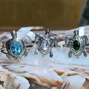 Silver Turtle Gemstone Ring for Women - Fashion Accessory