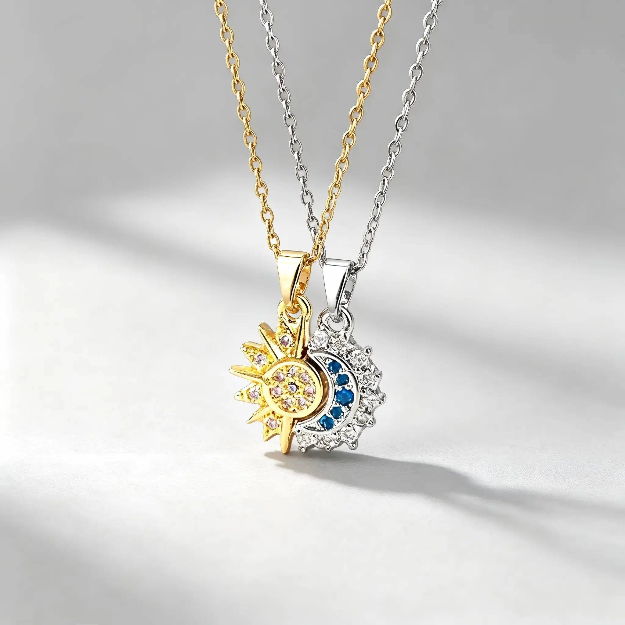 Sun and Moon Necklace Set, Elegant Gilt Magnetic Pendant Jewelry for Women, Lightweight Friendship Couples Gift