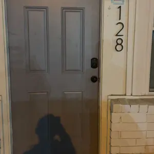 Product Review of Amityke DCB104 Replacement for Dewalt Multi-Battery Charger Station 4-Port Efficient Charging 12V 20V Batteries Dual USB Ports LED Indicator Portable Power Tool Accessories from m**o e** m**r