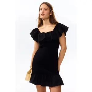 H&M Flounced off-the-shoulder dress