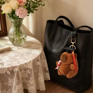Kawaii Graduation Capybara Plush Keychain – Cute Bag Charm with Cap & Diploma, Perfect Gift for Students and Grads