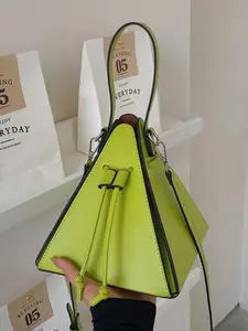 Women's Fashionable Triangle Shaped Handbag, Casual Versatile Shoulder Bag for Daily Used, Trendy All-match Commuter Bag, Casual Commuting Handbag