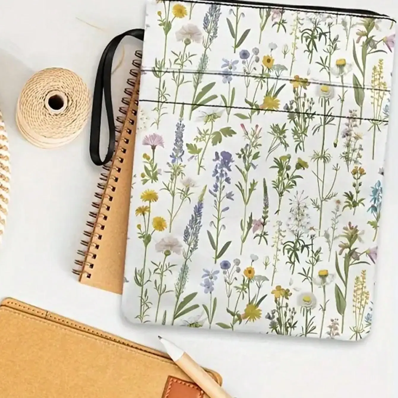 Fashion Floral Canvas Book Cover, Washable and Durable, Two Sizes, Ideal for Textbooks/notebooks, Office and Study Supplies, Back-To-School Essential