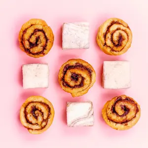 Cinnamon Roll Marshmallows (set of 12) Cinnamon Roll Marshmallows (set of 12)