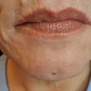 Product Review of [Laka] Mini Fruity Glam Tint — Glossy Lip Tint with a Lightweight, Non-Sticky Feel that Leaves a Transfer-Proof Stain from @**s 7**