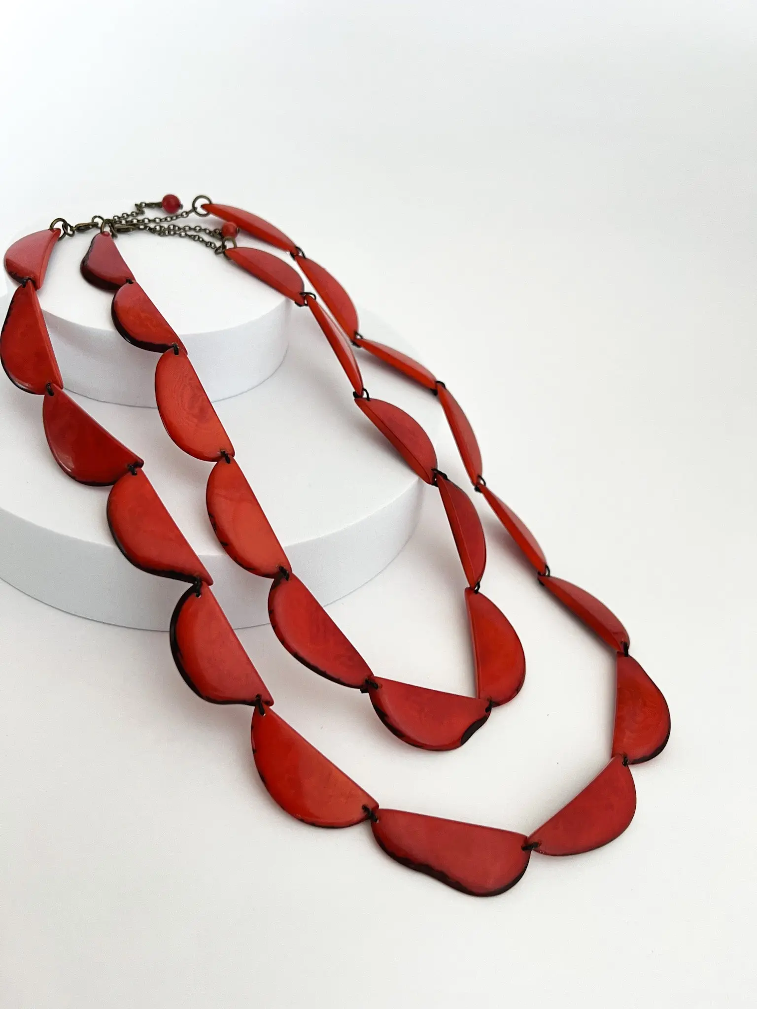Andrea Necklace (Scarlet Red)
