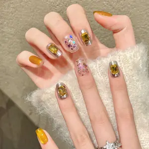 10pcs Handmade Short Nail Art, Luxury High Gloss Cat Eye Design, Silver Color Rhinestones, Pearl Finish, Manicure Stickers